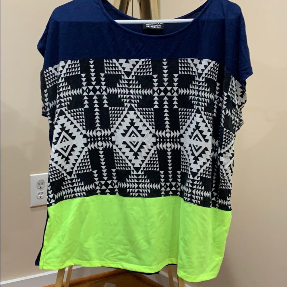 Color block shirt